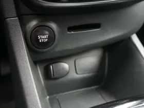 Renault Clio (2016) thumbnail 24