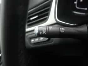 Renault Captur (2020) thumbnail 21