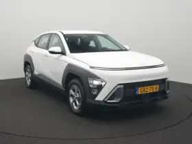 Hyundai Kona (2024) thumbnail 2