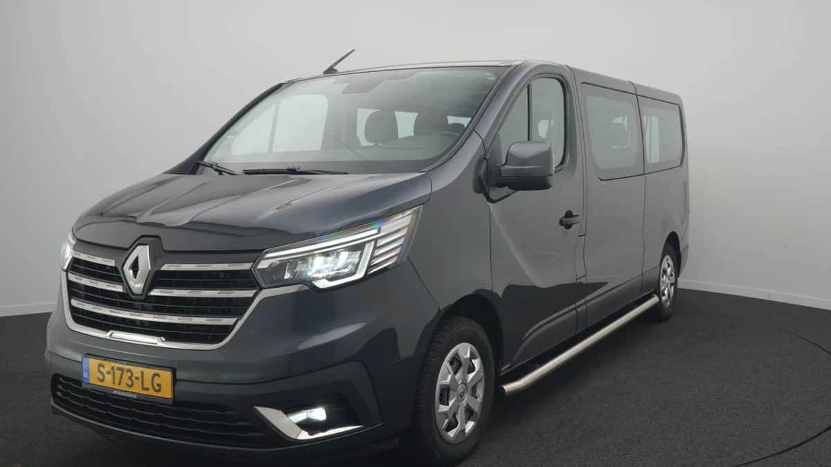 Renault Trafic (2022) — foto 1