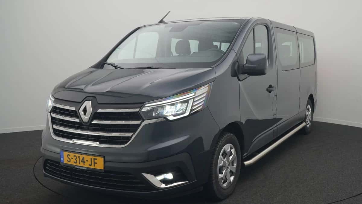 Renault Trafic (2022) — foto 1