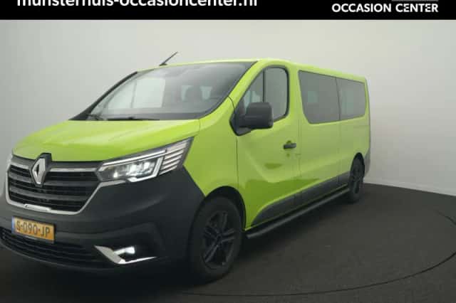 Renault Trafic (2022) thumbnail 1