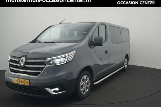 Renault Trafic (2022) thumbnail 1