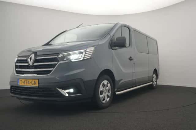 Renault Trafic (2022) thumbnail 5