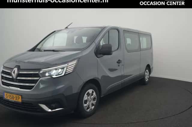 Renault Trafic (2023) thumbnail 1