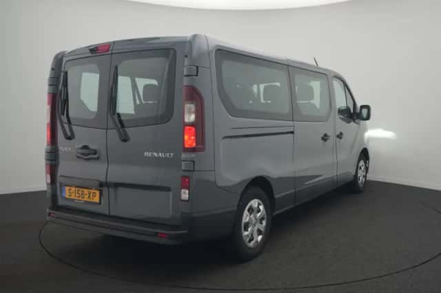 Renault Trafic (2023) thumbnail 4