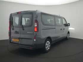 Renault Trafic (2023) thumbnail 4