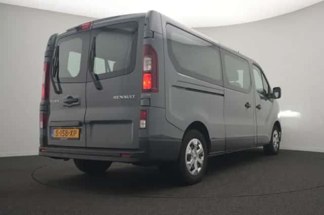 Renault Trafic (2023) thumbnail 6
