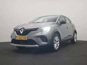 Renault Captur (2023) thumbnail 5