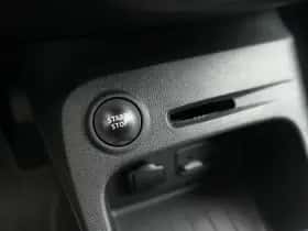 Renault Captur (2018) thumbnail 25