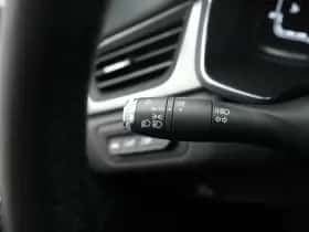 Renault Captur (2020) thumbnail 24