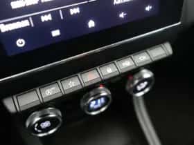 Renault Captur (2020) thumbnail 30
