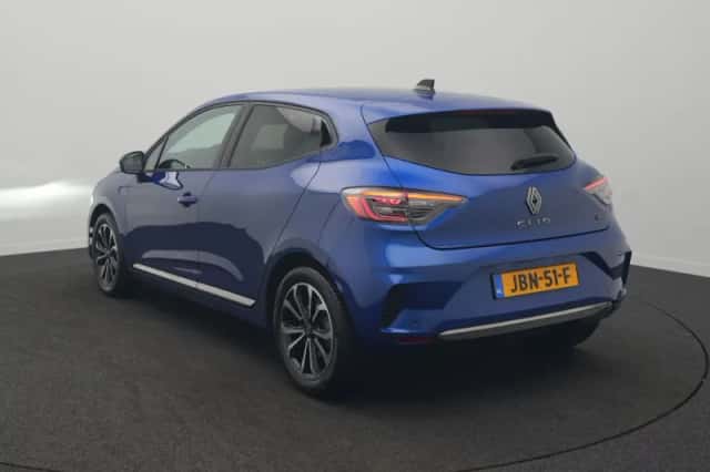 Renault Clio (2025) thumbnail 3