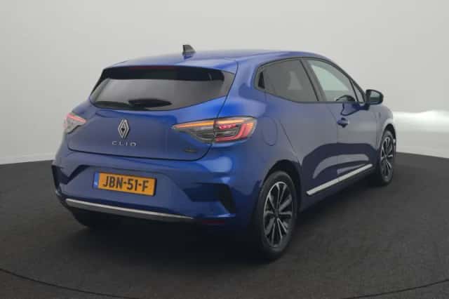 Renault Clio (2025) thumbnail 4
