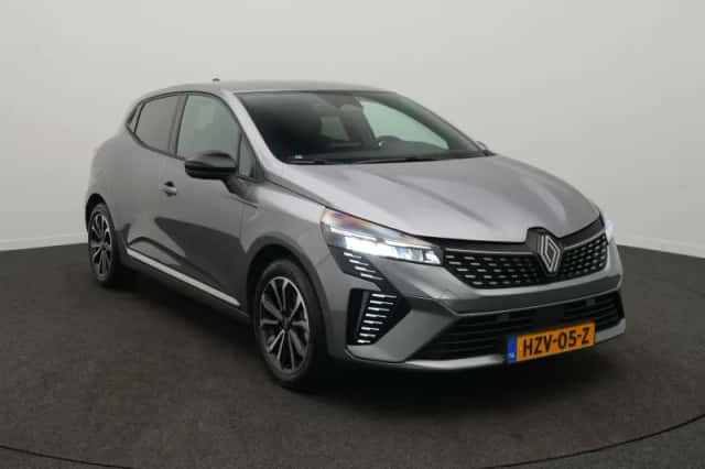 Renault Clio (2025) thumbnail 2