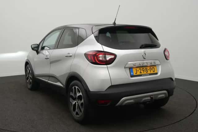 Renault Captur (2019) thumbnail 3