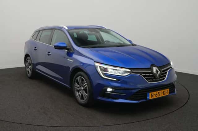 Renault Mégane (2021) thumbnail 2