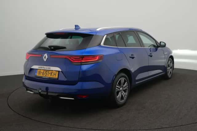 Renault Mégane (2021) thumbnail 4