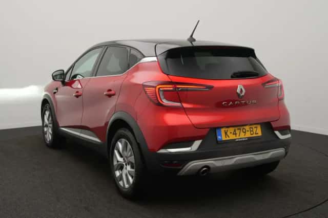 Renault Captur (2020) thumbnail 3
