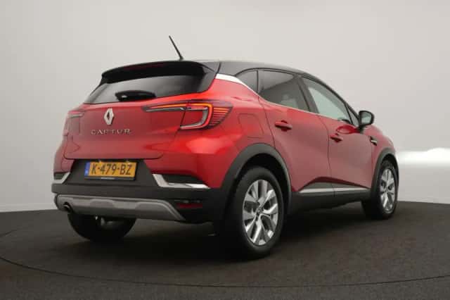 Renault Captur (2020) thumbnail 6