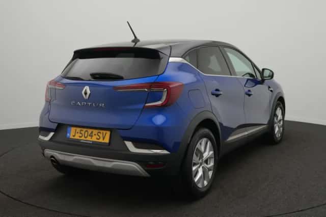 Renault Captur (2020) thumbnail 4
