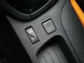 Renault Clio (2018) thumbnail 23