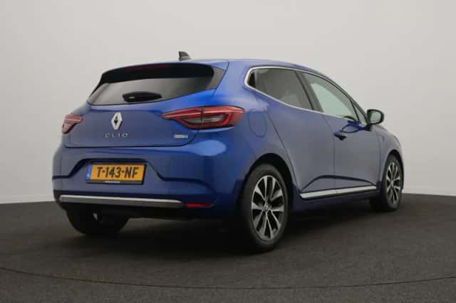 Renault Clio (2023) thumbnail 6