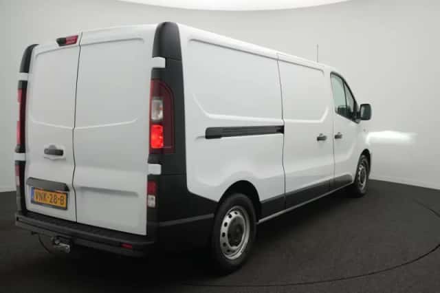 Renault Trafic (2021) thumbnail 4