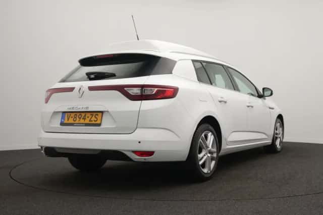 Renault Mégane (2019) thumbnail 6