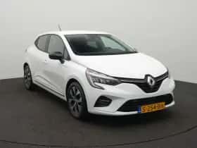Renault Clio (2022) thumbnail 2