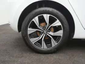 Renault Clio (2022) thumbnail 7