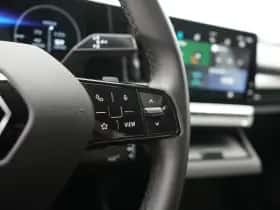 Renault Mégane E-Tech (2022) thumbnail 17