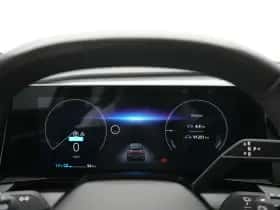 Renault Mégane E-Tech (2022) thumbnail 26