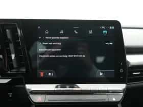Renault Mégane E-Tech (2022) thumbnail 31