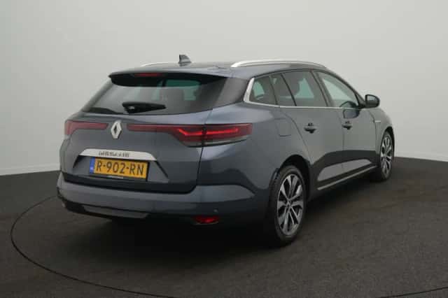 Renault Mégane (2022) thumbnail 4