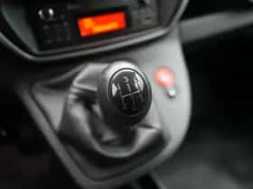 Renault Kangoo (2019) thumbnail 19