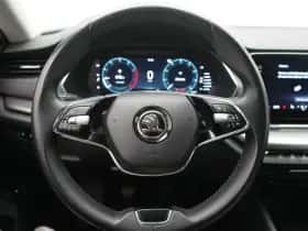 Škoda Octavia (2022) thumbnail 16