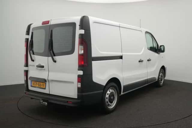 Renault Trafic (2020) thumbnail 4
