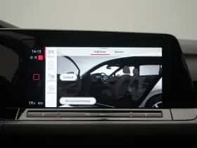 Volkswagen Golf (2021) thumbnail 35