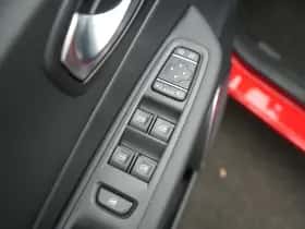 Renault Captur (2017) thumbnail 14