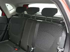 Renault Captur (2017) thumbnail 16