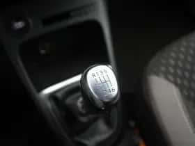 Renault Captur (2017) thumbnail 24