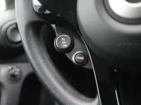 Smart Forfour (2017) thumbnail 19