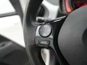 Toyota Aygo (2018) thumbnail 17