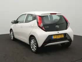 Toyota Aygo (2018) thumbnail 3