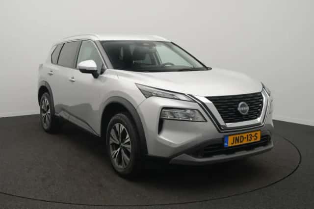 Nissan X-Trail (2023) thumbnail 2