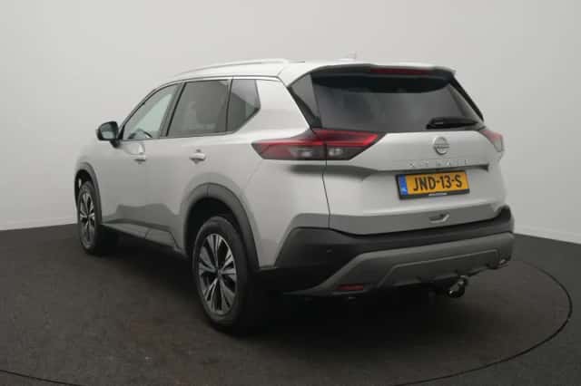 Nissan X-Trail (2023) thumbnail 3