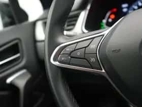 Renault Captur (2021) thumbnail 19
