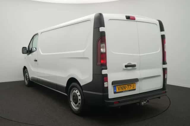 Renault Trafic (2021) thumbnail 3
