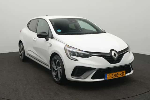 Renault Clio (2023) thumbnail 2